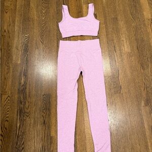 Amazon Pink Seamless Ribbed Sports Bra and High-Waist Leggings Set